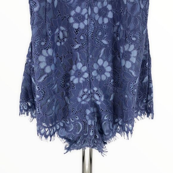 NBD x Revolve Alijah Blue Floral Lace Halter Open Back Romper NWT size XL - Picture 7 of 13